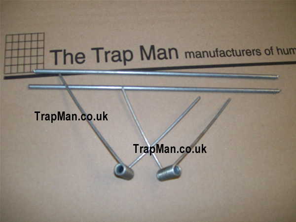 pair of larsen trap springs and two pivot bars